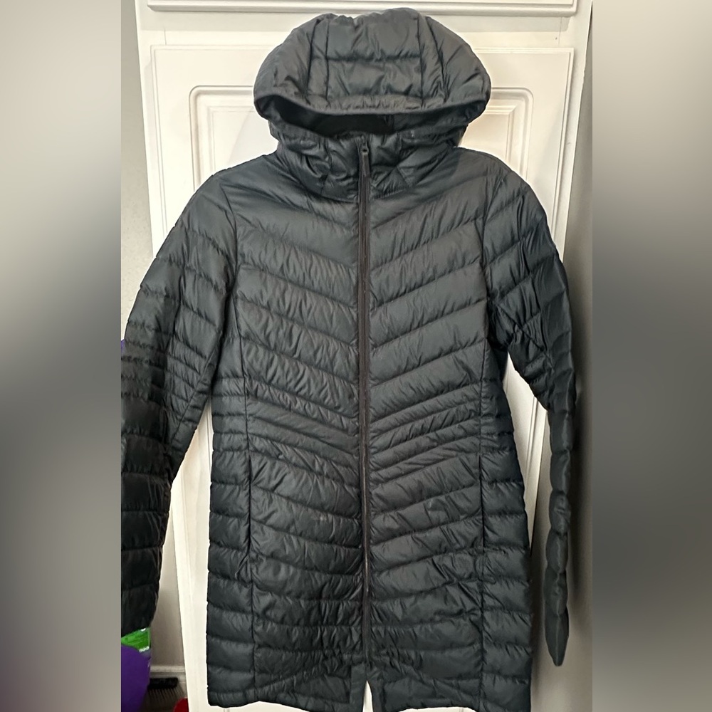 LOLË Claudia Recycled Packable Jacket